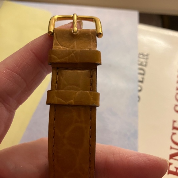 Vintage 90s TeeetyBird watch . Like new - Picture 7 of 7